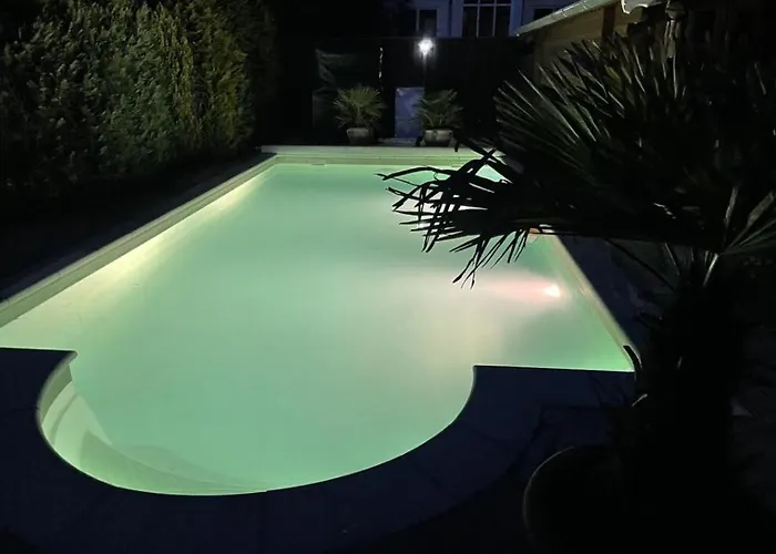 Uebernachten Im Gruenen Glienicke/Nordbahn